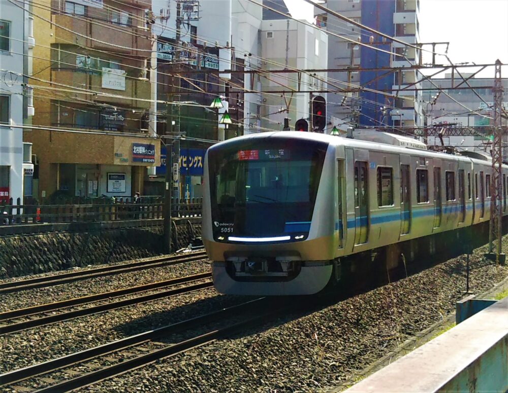 町田駅周辺で見える小田急線