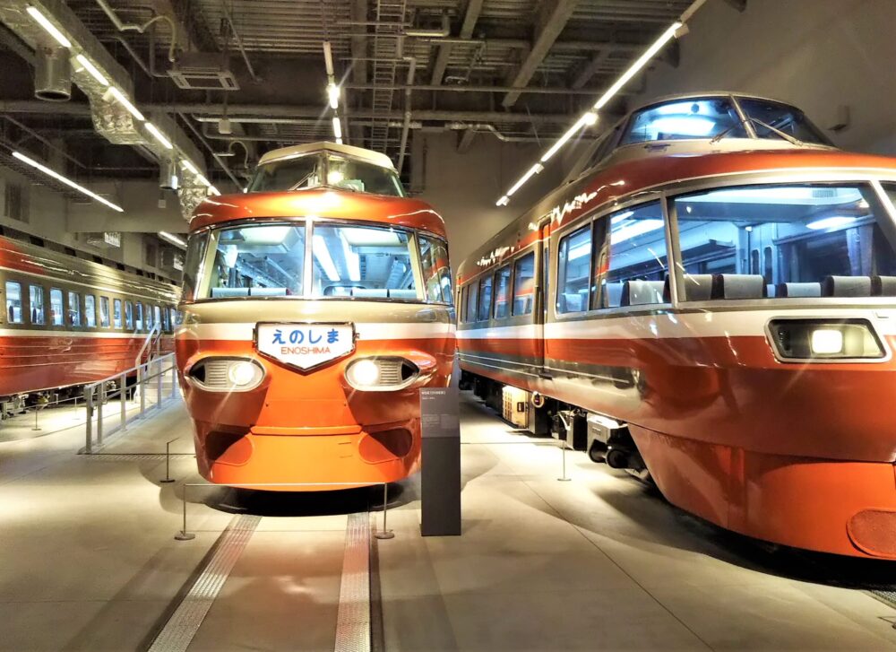 ロマンスカーミュージアムに展示のロマンスカー