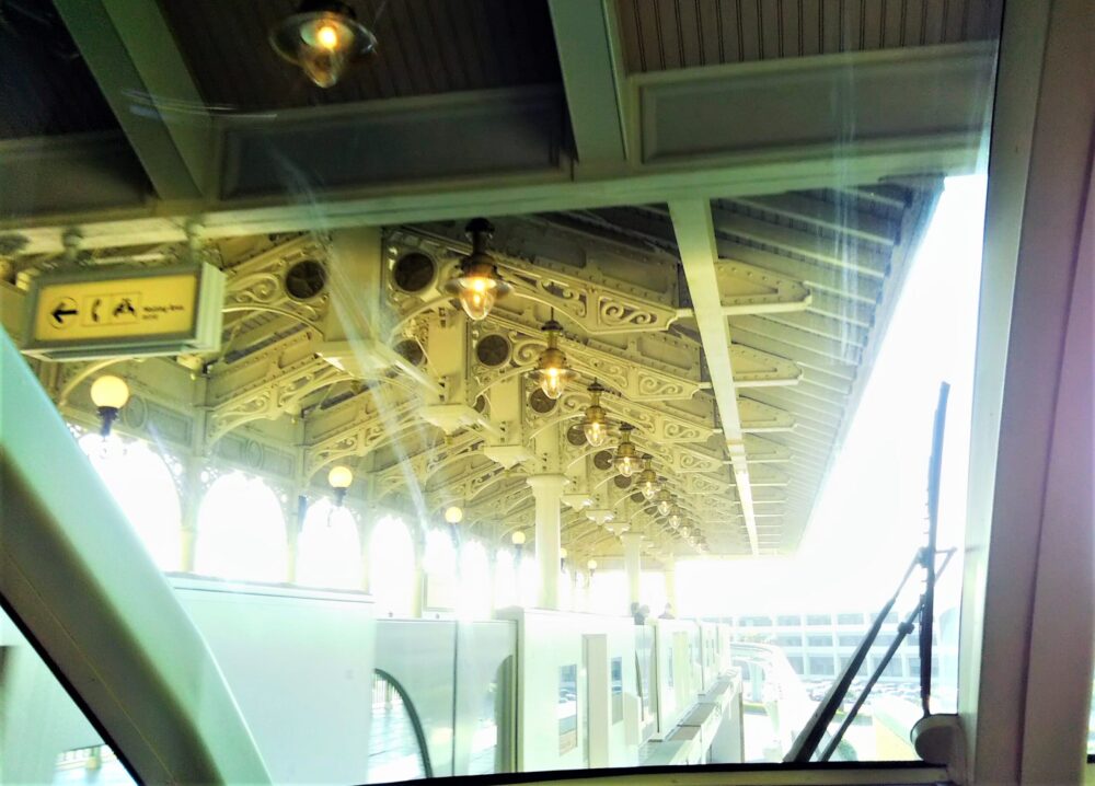 ディズニーリゾートラインに乗るだけ 子鉄が喜ぶモノレール体験談 料金 時刻表も てまりの虫めがね