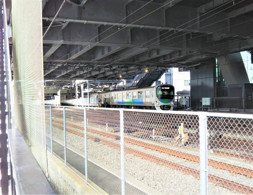 子鉄は必見 池袋で電車が見えるダイヤデッキを紹介 ラビューも間近に 東京 てまりの虫めがね