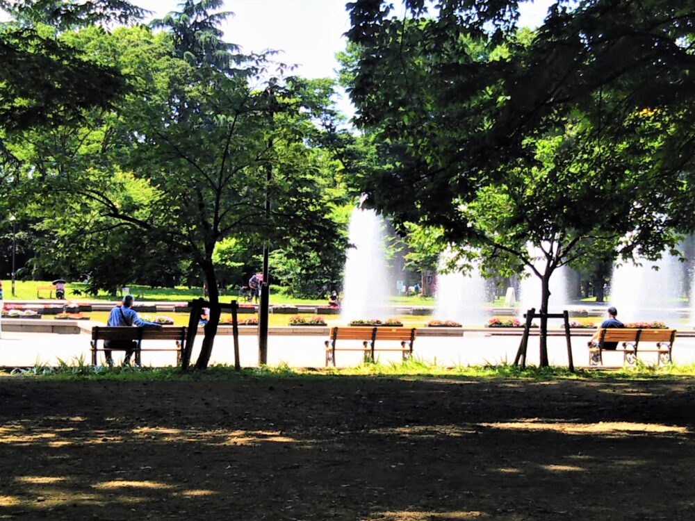 上野公園・噴水広場の様子