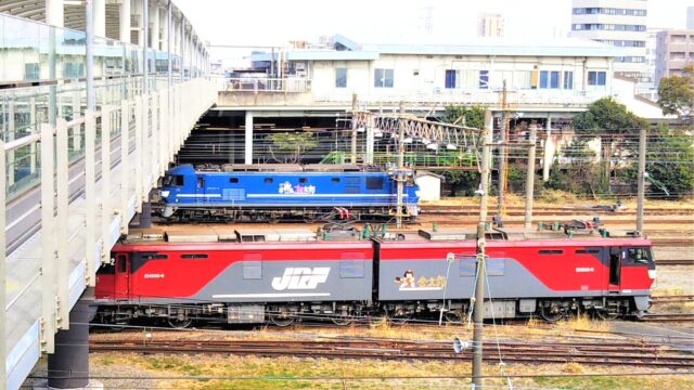 貨物列車の金太郎＆桃太郎が見れる新川崎の跨線橋