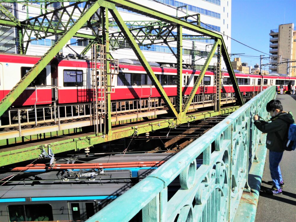 品川で電車が見えるスポット・八ツ山橋