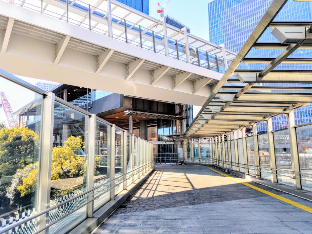 浜松町で新幹線＆電車がたくさん見える場所｜3階・竹芝デッキと2階・汐留デッキ