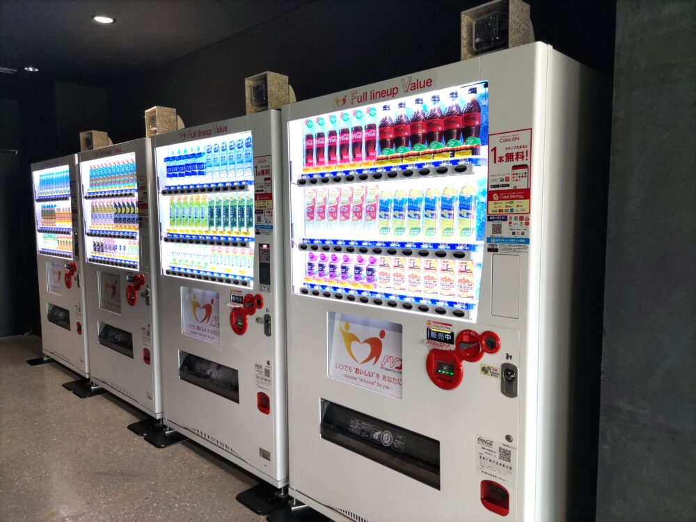 プラレール博【2026東京】有明ジメックスの自販機（会場外）